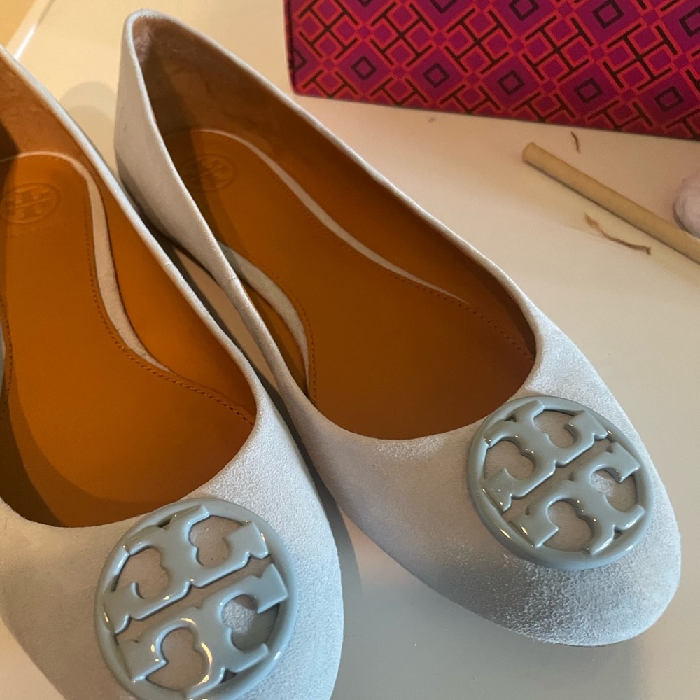 Tory Burch Chelsea Ballet Flat Kid Suede Baby Blue